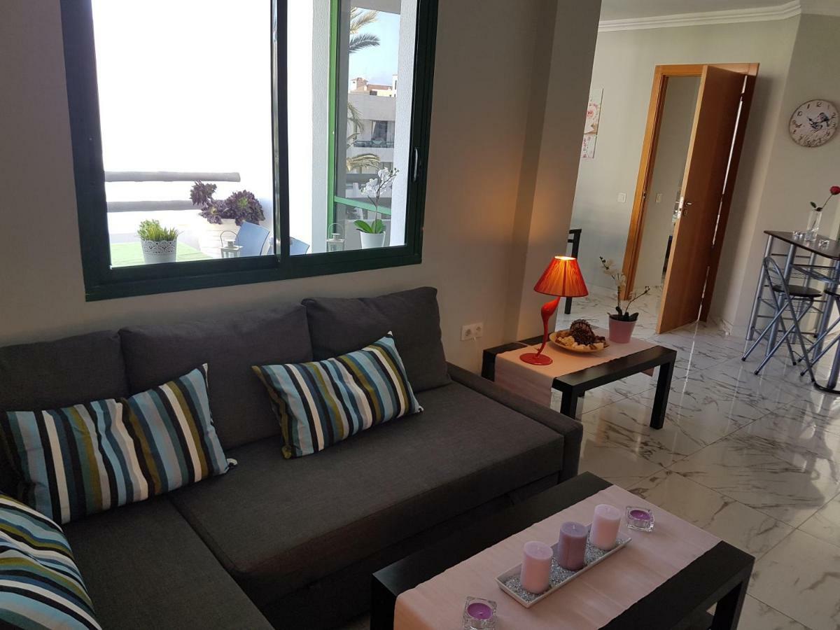 Apartment Casa Palmera Only 150 Meters To The Beach, Heated Pool, Wifi, Sat-Tv, Balcony With Poolview Arona  Zewnętrze zdjęcie